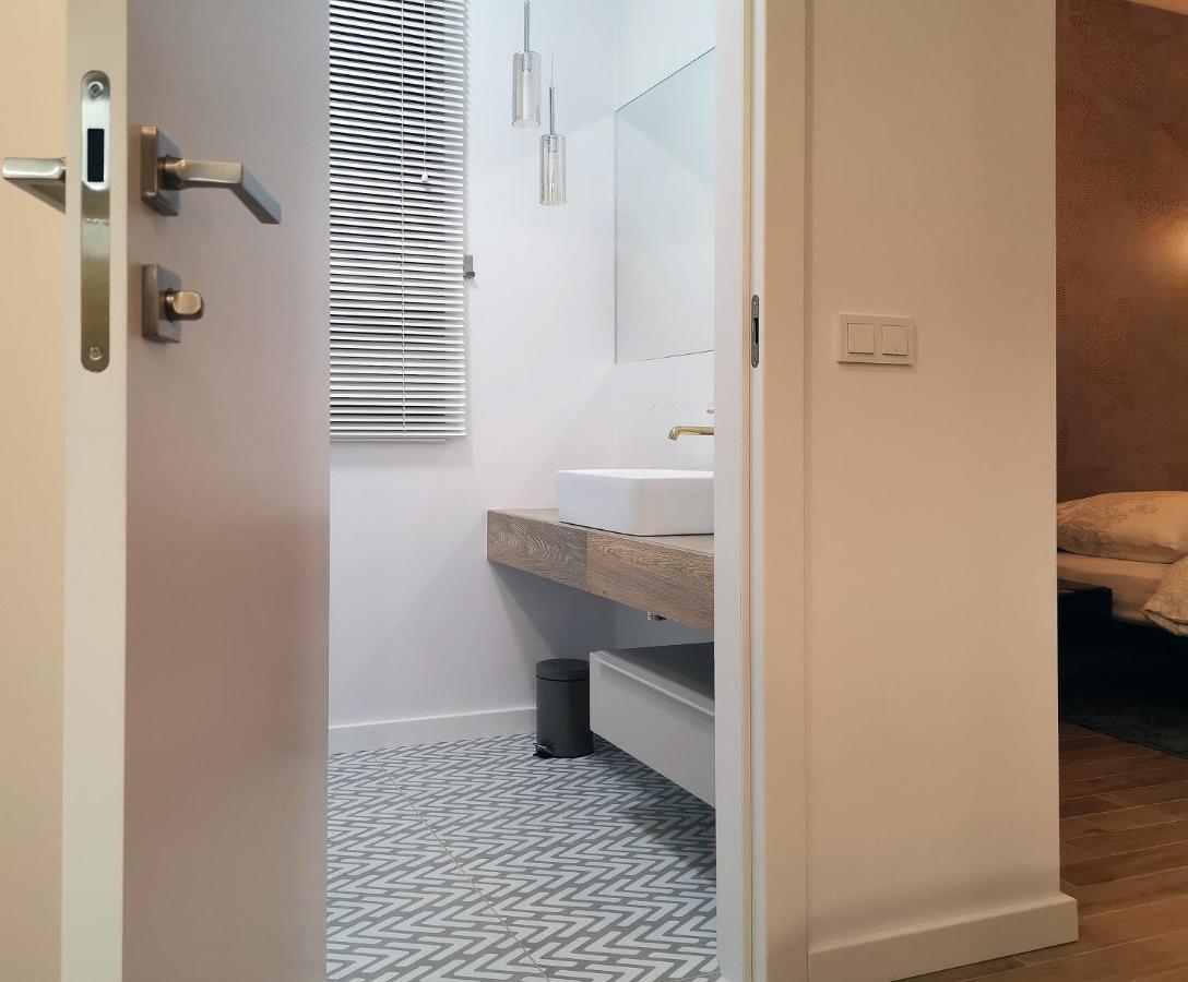 Come&Stay Apartments Wola Варшава Екстер'єр фото