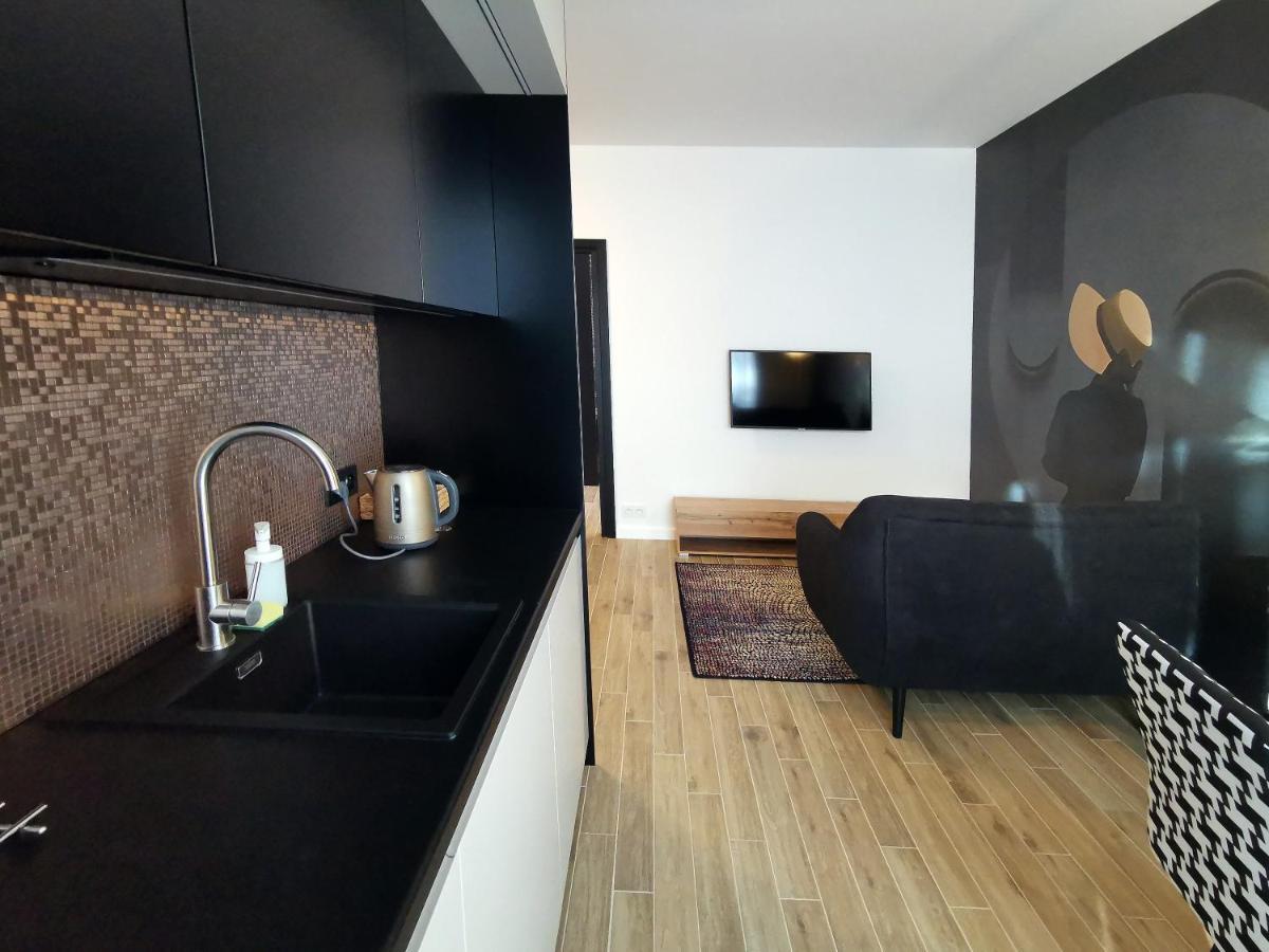 Come&Stay Apartments Wola Варшава Екстер'єр фото